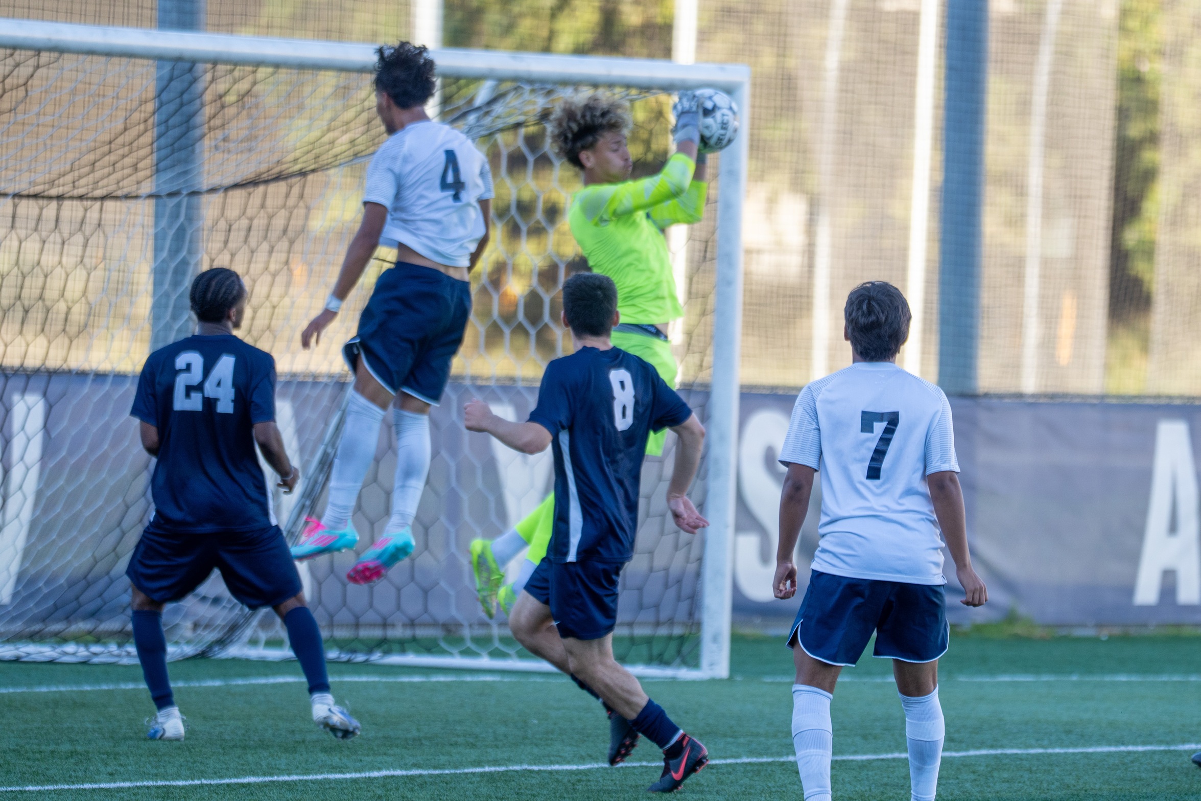 Warriors Defeat Cerritos in SCC Tournament First Round Match Up