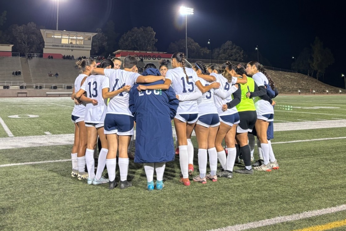Women&rsquo;s Soccer Season Ends at L.A. Pierce
